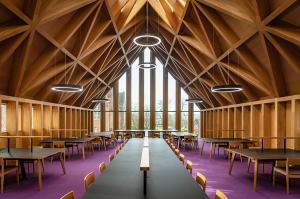 Biblioteca St. Edwards